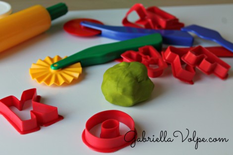 Tips for using playdough with the disabled child